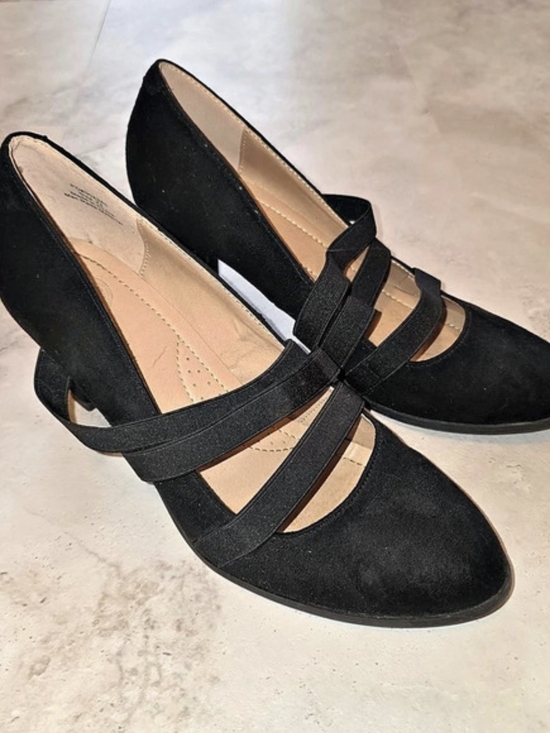 Journee Collection Shoes - Journee Collection Black Strappy Block Heel Pumps